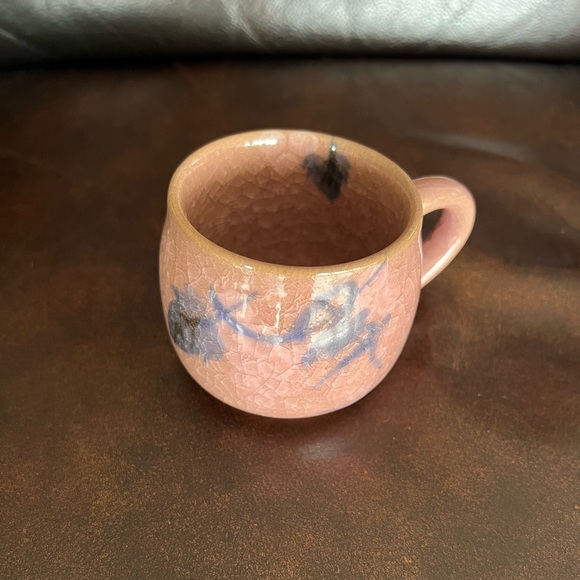 Japanese ceramic wine pot and tee mug bundle - Picture 6 of 8